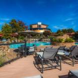 Фотография гостиницы Lodge of Four Seasons Golf Resort, Marina & Spa