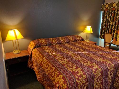 Фотография гостиницы Budget Inn & Suites