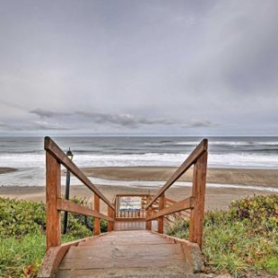 Фотография гостевого дома Lincoln Condo Patio and Pool Access, Walk to Beach!