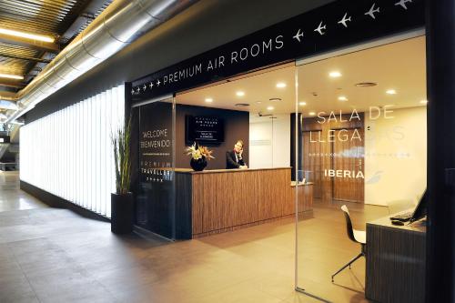 Фотографии гостиницы 
            Air Rooms Madrid Airport By Premium Traveller