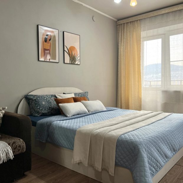 Фотографии квартиры 
            Квартира Студия на Сахьяновой 23-88 Улан-Удэ Химчистка КакДома