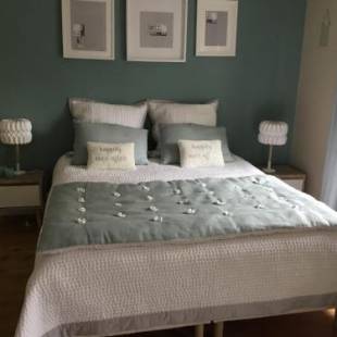 Фотографии гостевого дома
La Parenthese