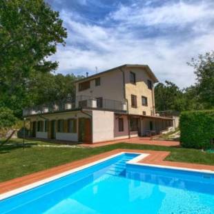 Фотографии гостевого дома 
            Mansion in San Valentino in Abruzzo Citeriore with Pool