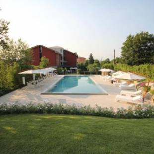 Фотографии гостиницы
Red's Redaelli Hotel