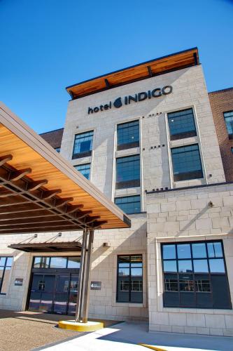 Фотография гостиницы Hotel Indigo Traverse City, an IHG Hotel