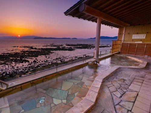 Фотография мини отеля Wakayama Kada Onsen Kada Kaigetsu (ex. Azumaya Seaside Hotel)