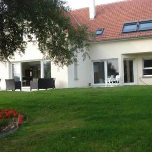 Фотографии мини отеля
Chambres d'Hôtes La Villa des Hortensias