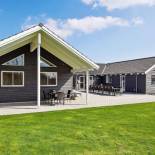 Фотография гостевого дома Holiday home in Torslanda