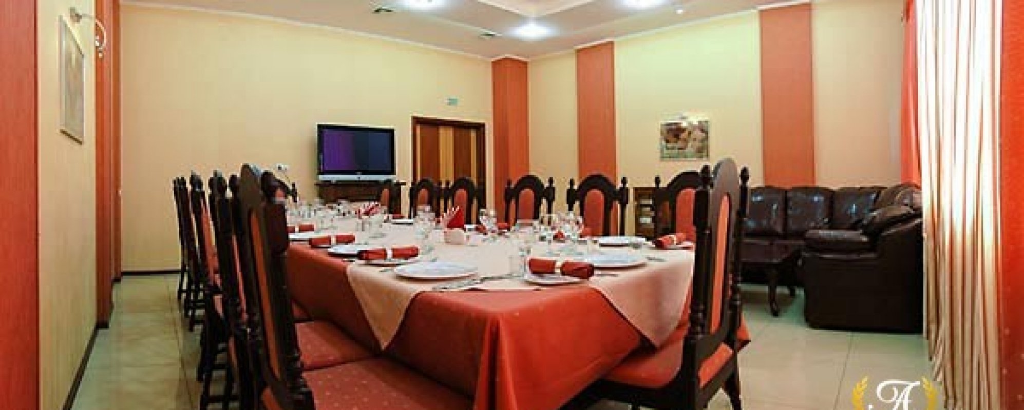 Фотографии конференц-зала Переговорная комната VIP