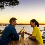 Фотография гостиницы Strahan Village