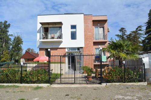 Фотография гостиницы SUN HOUSE