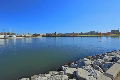 Фотография гостиницы Wyndham Garden Kenosha