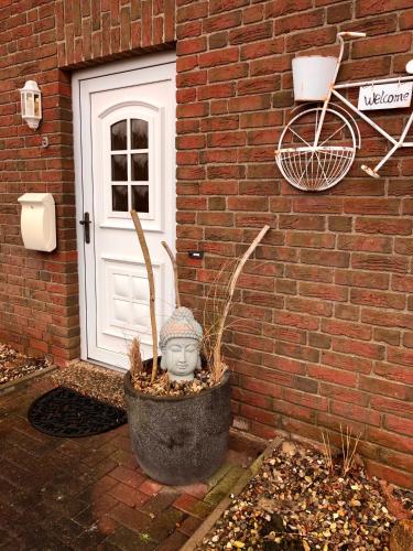 Фотография гостевого дома Beachcomber House A