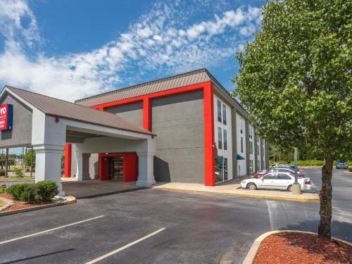 Фотография гостиницы OYO Townhouse Inn Jacksonville AR