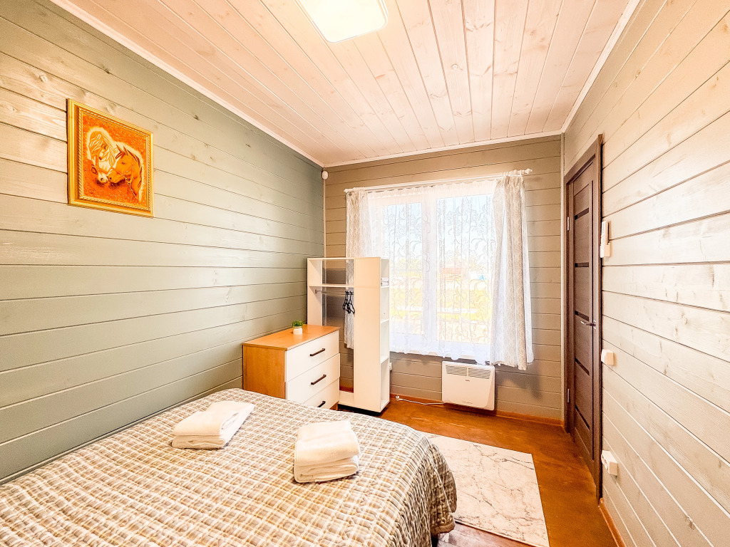 Фотография Коттеджа Частный дом Небольшой дом у озера