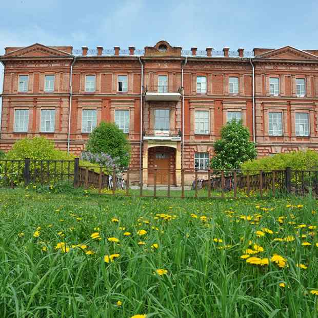 Фотография памятника архитектуры Петровская ремесленная школа