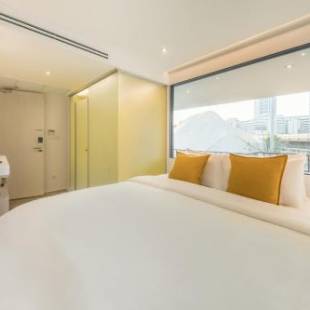 Фотографии гостиницы
YELLO ROOMS Victory Monument