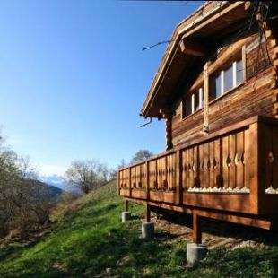 Фотография гостевого дома Comfortable chalet in the heart of nature, calm and peaceful