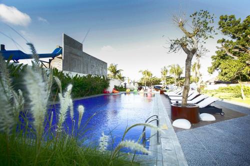 Фотография базы отдыха Benoa Sea Suites and Villas