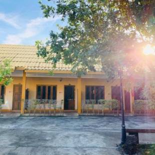 Фотографии гостиницы
ศรีสุภาวดีรีสอร์ท-Srisupawadee resort