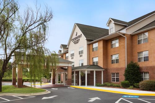 Фотография гостиницы Country Inn & Suites by Radisson, Charlotte University Place, NC