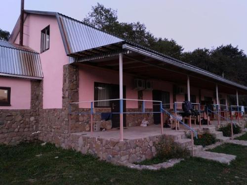 Фотографии базы отдыха 
            РыБный Ручей