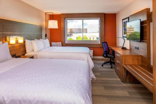 Фотография гостиницы Holiday Inn Express Chesapeake - Norfolk, an IHG Hotel