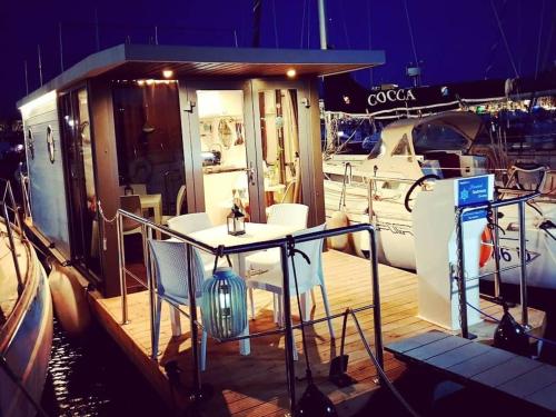 Фотография мини отеля Houseboat Seabreeze