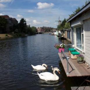 Фотографии мини отеля
Robs Houseboat NonSmoking