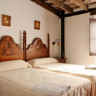 Фотографии гостевого дома
TUGASA Casas Rurales Castillo de Castellar