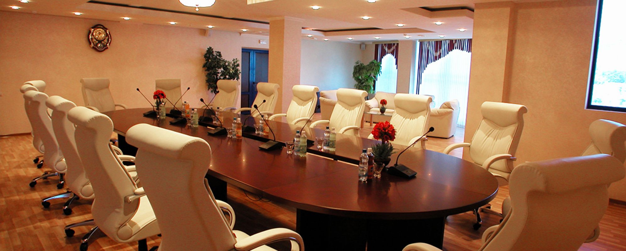 Фотографии комнаты для переговоров Зал переговоров