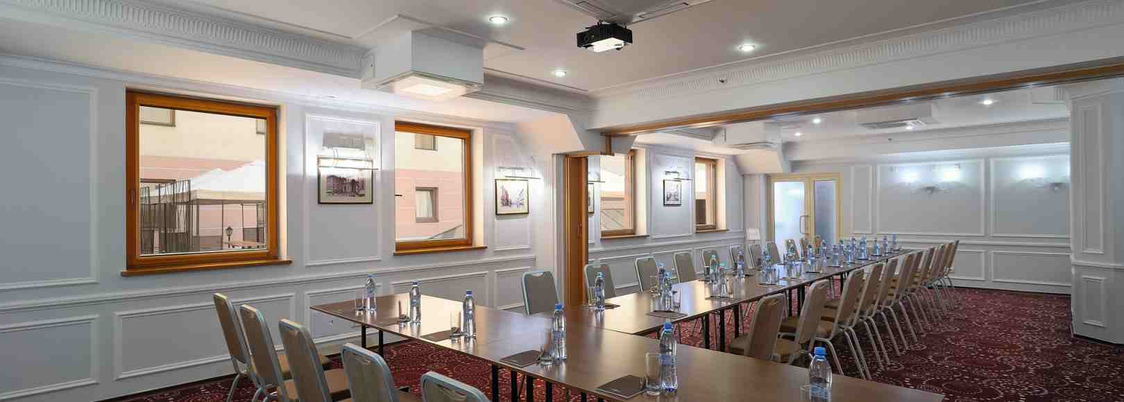 Фотография конференц-зала Достоевский