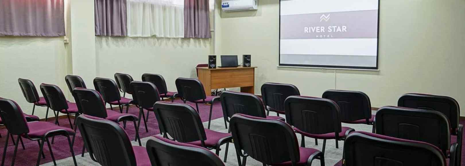 Фотография конференц-зала River Star