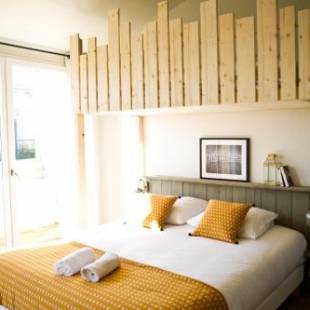 Фотографии хостела 
            Georges Hostel & Café