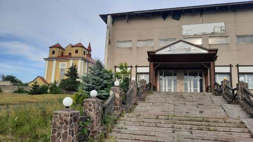 Фотографии мини отеля
Отель Днестр