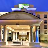 Фотография гостиницы Holiday Inn Express & Suites Oak Ridge, an IHG Hotel