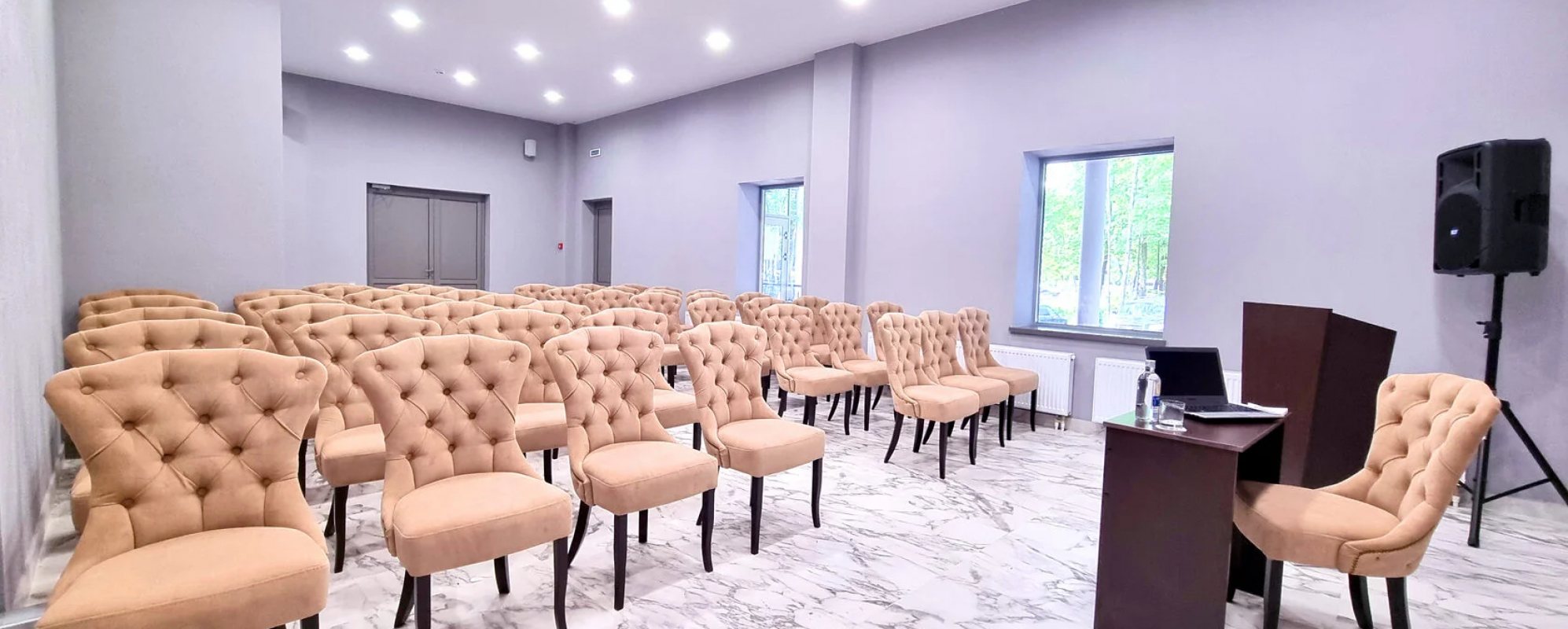 Фотографии конференц-зала Кристалл