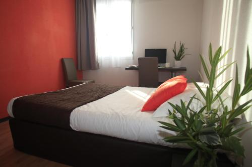 Фотография апарт отеля Zenitude Hôtel-Résidences Le Tholonet