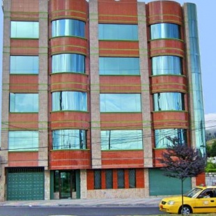 Фотография гостиницы Hotel Gran Quitumbe