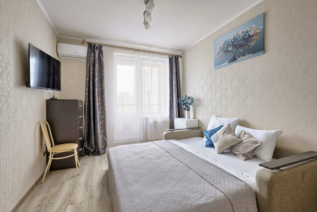 Фотография квартиры Апартаменты MyHomeYourHome на Маршала Казакова 72 к1
