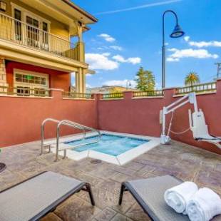 Фотографии гостиницы 
            The Agrarian Hotel; Best Western Signature Collection