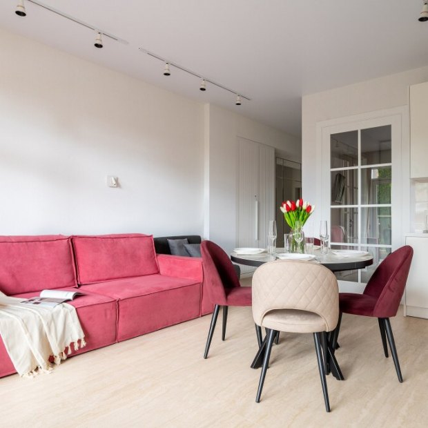 Фотографии квартиры 
            Апартаменты Red Apartment Светлана Парк Элис