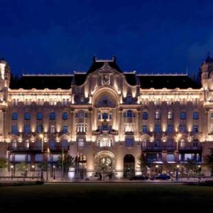 Фотографии гостиницы 
            Four Seasons Hotel Gresham Palace Budapest