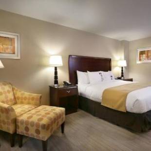 Фотографии гостиницы 
            DoubleTree by Hilton Hotel Denver - Thornton