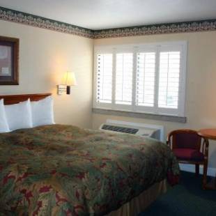 Фотографии мотеля
Geary Parkway Motel