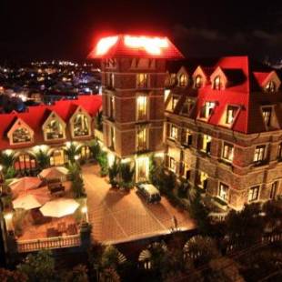 Фотографии гостиницы 
            Saphir Dalat Hotel