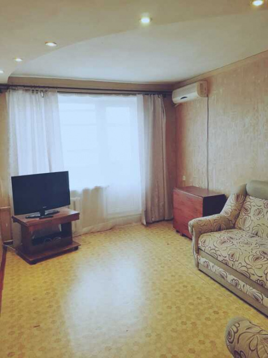 Фотографии квартиры
Апартаменты трехкомнатная квартира