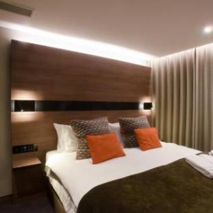 Фотографии гостиницы 
            Merit Kensington Hotel