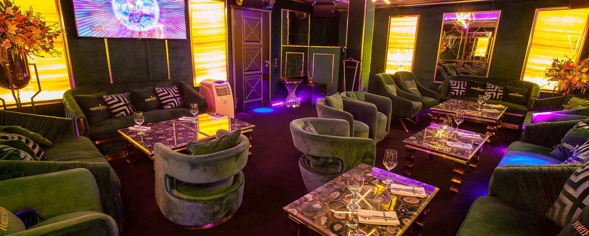 Фотографии караоке-зала ForteПьяно Изумрудный зал