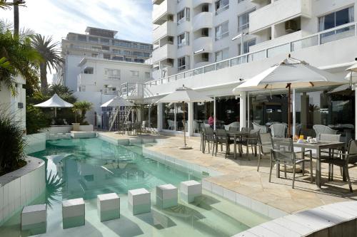 Фотография гостиницы Peninsula All Suite Hotel